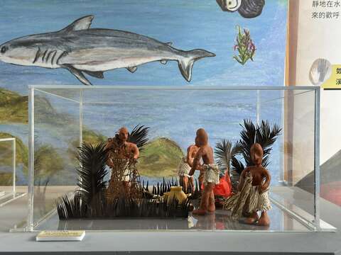 《史前餐會：翻動地層裡的飲食故事》展場一景。