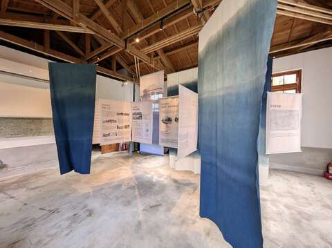 特展「移民村的核心」與「重現事務室」單元
