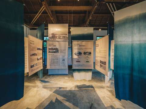 移民村的核心、事務室大修復-展示單元